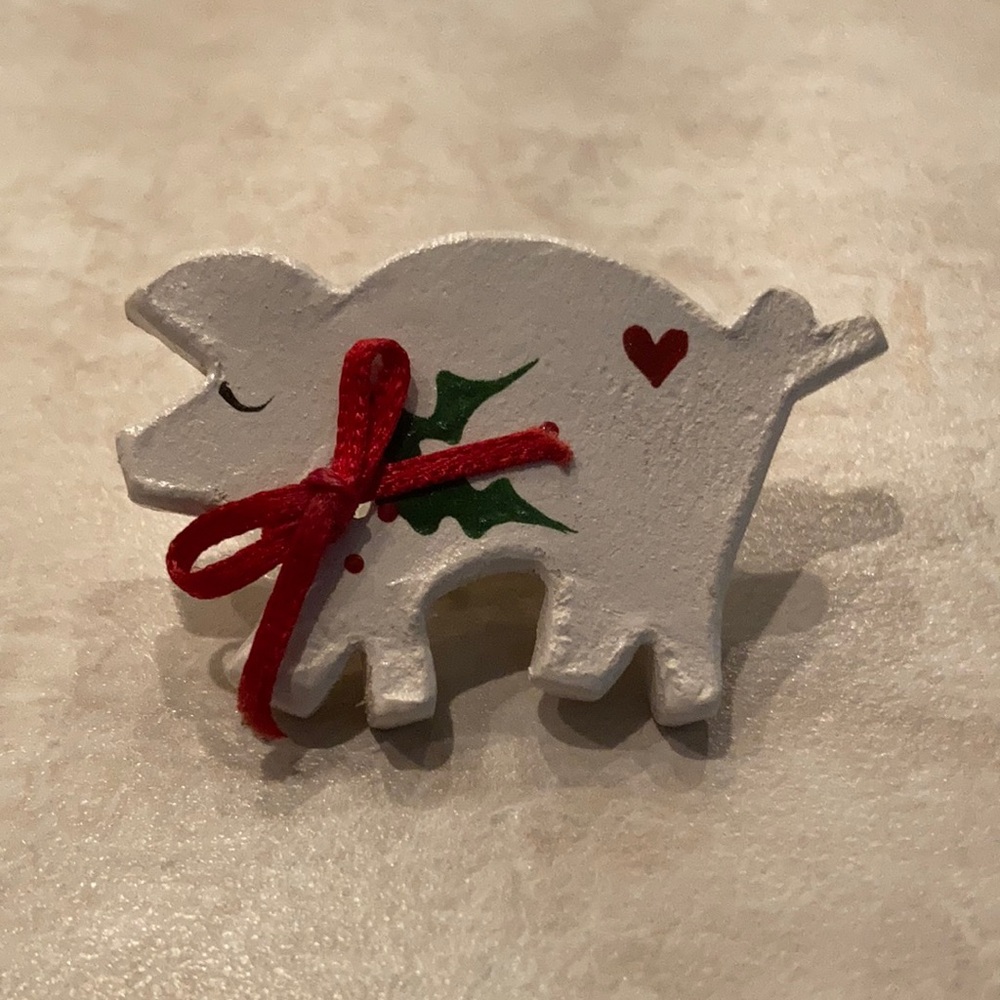 Holiday Pig Pin